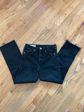 Zara Black Wide-Leg Jeans with Frayed Hem